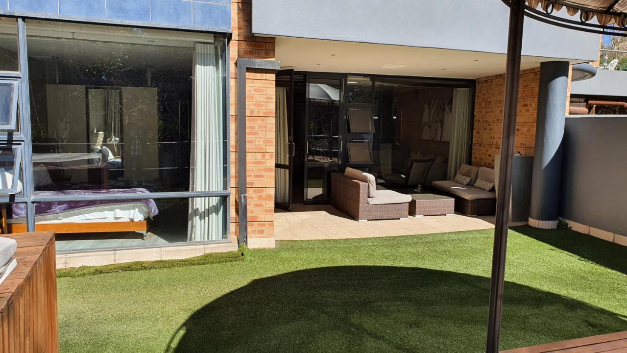 Zuri Residences At Ten Degrees Johannesburg Eksteriør billede