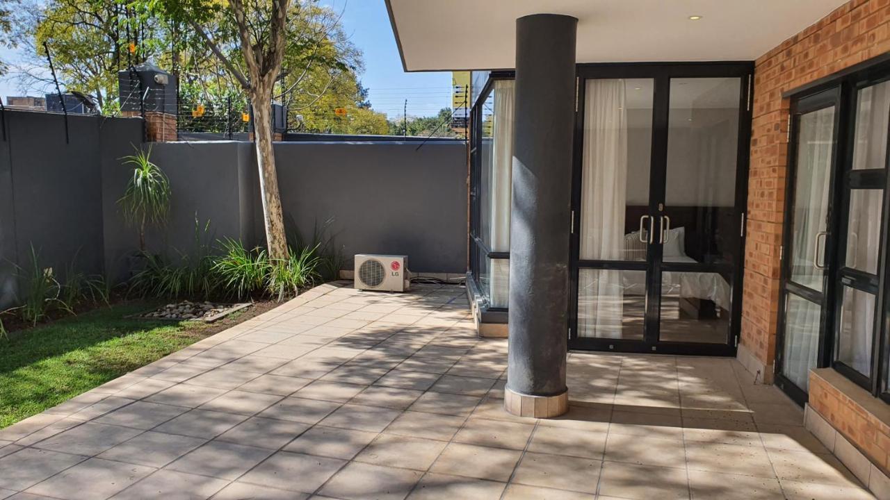 Zuri Residences At Ten Degrees Johannesburg Eksteriør billede