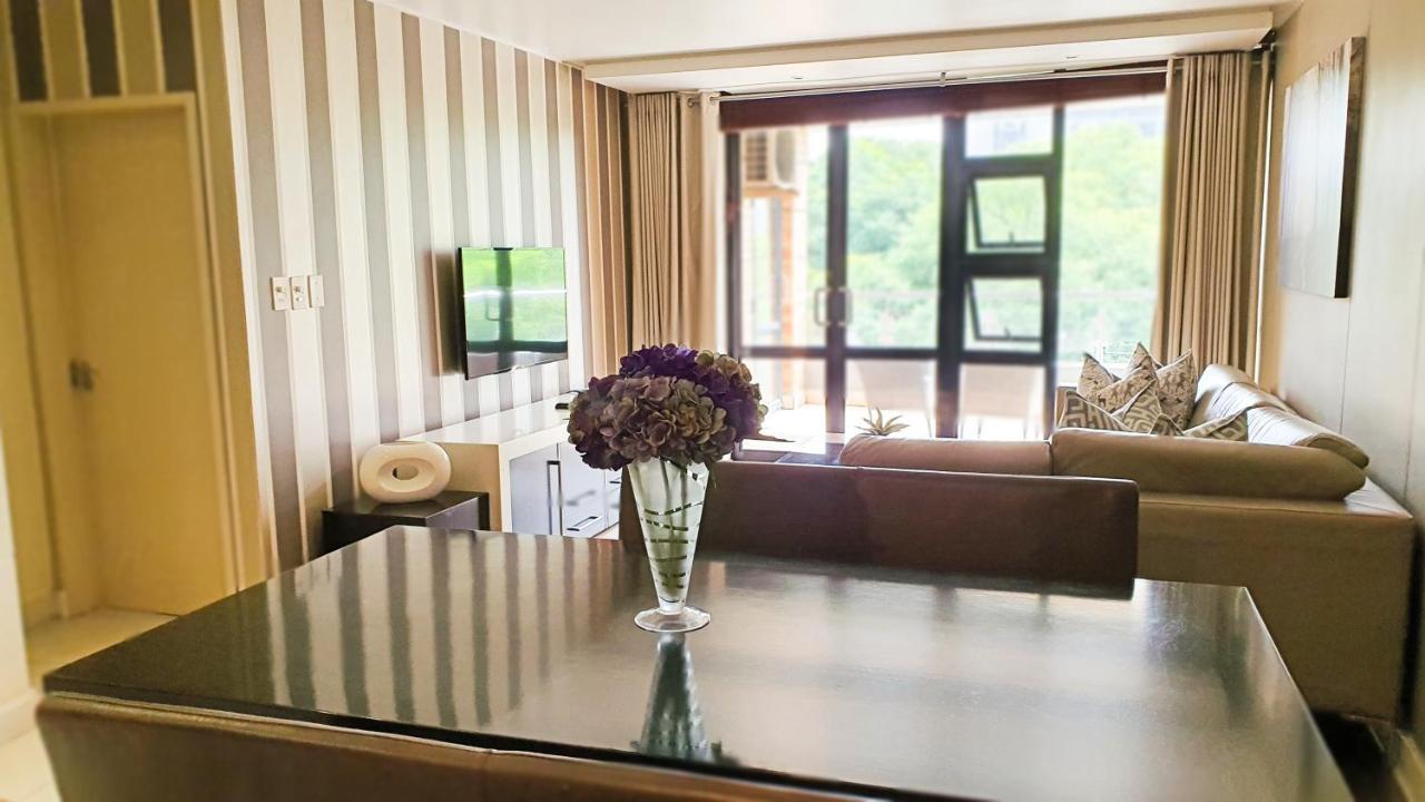 Zuri Residences At Ten Degrees Johannesburg Eksteriør billede