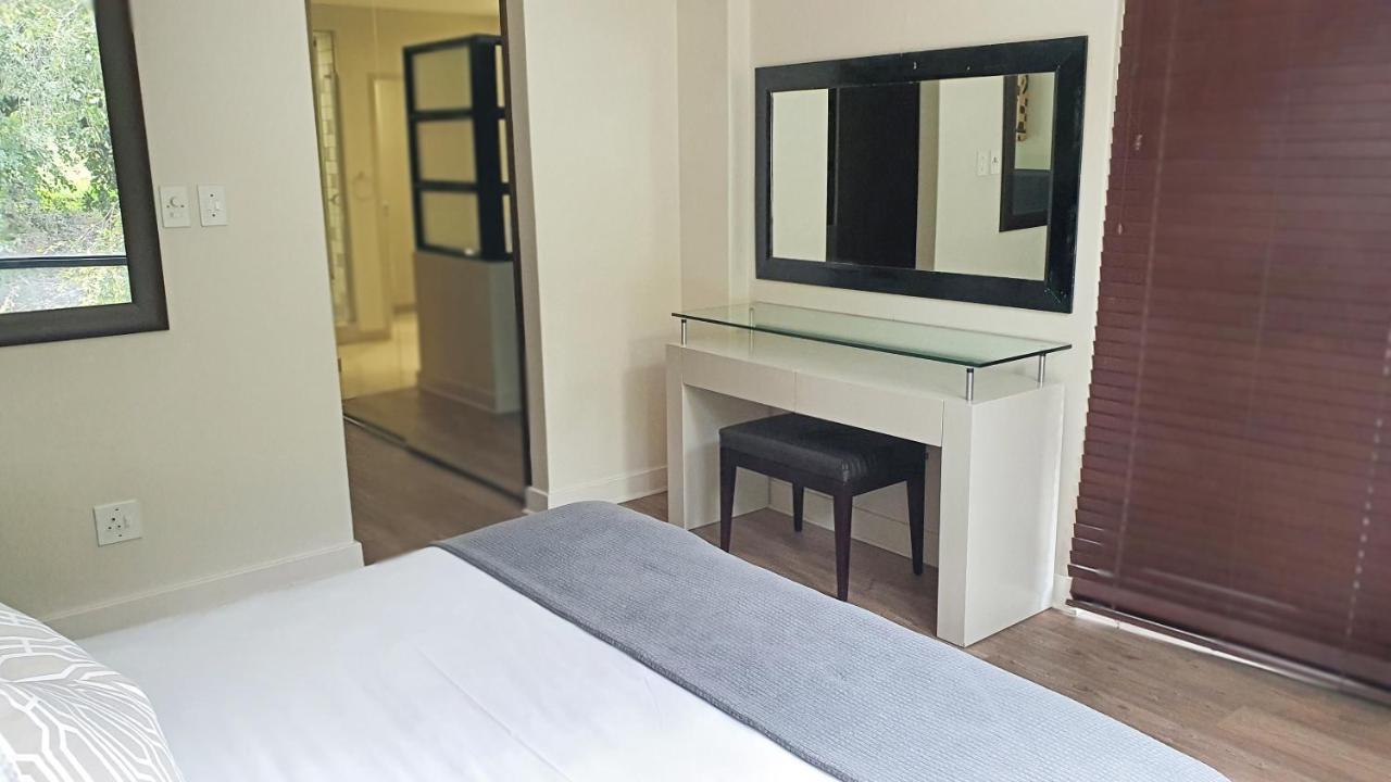 Zuri Residences At Ten Degrees Johannesburg Eksteriør billede