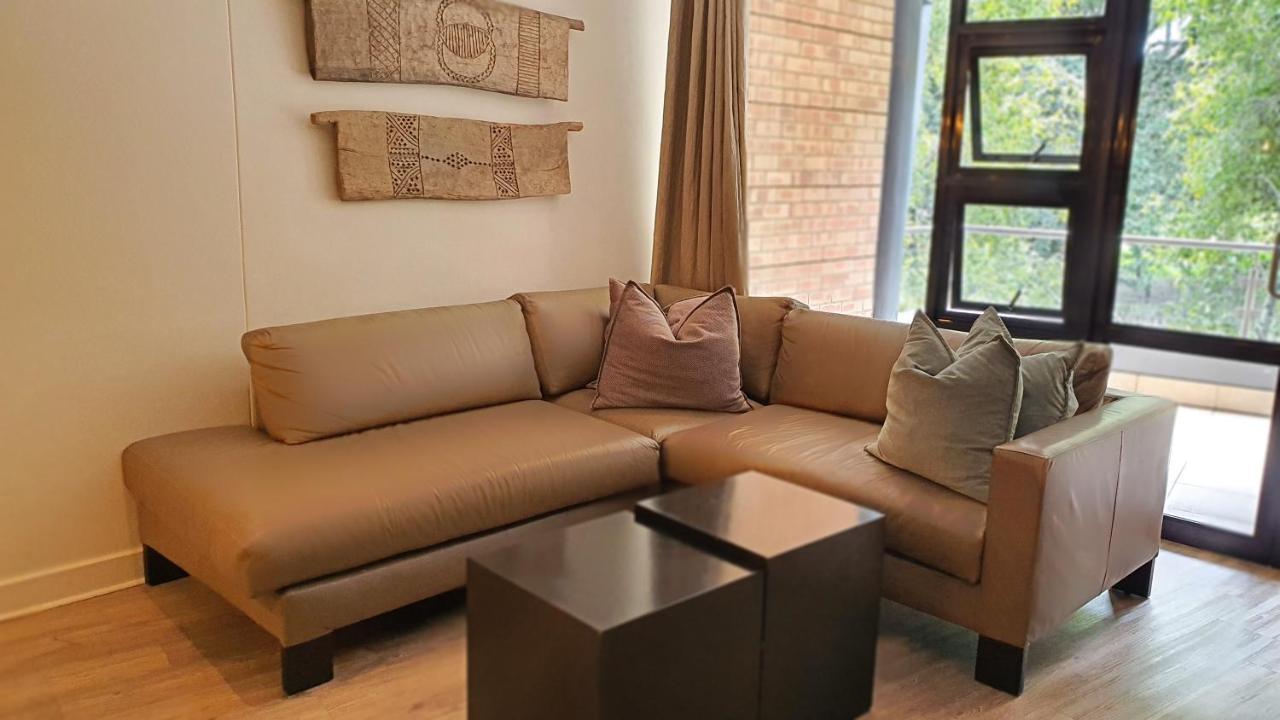 Zuri Residences At Ten Degrees Johannesburg Eksteriør billede